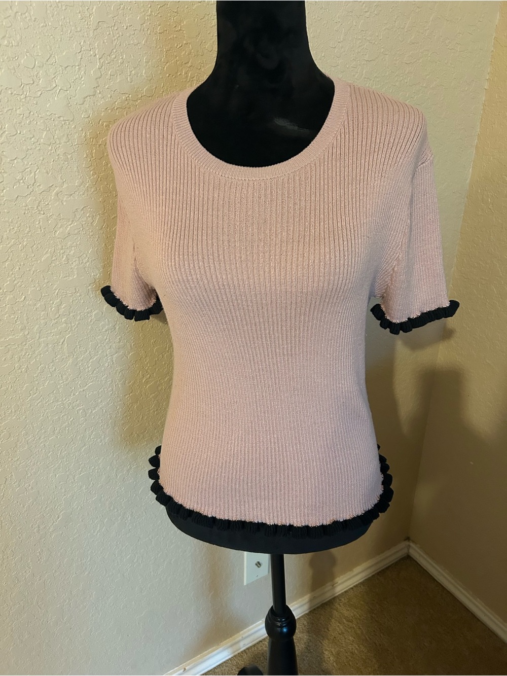Elie Tahari Pale Pink Ribbed Short Sleeve Top with Black Ruffle Trim